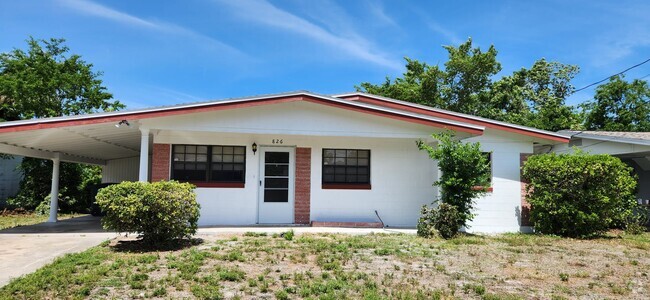 Building Photo - 3bedroom 2 bath Rental