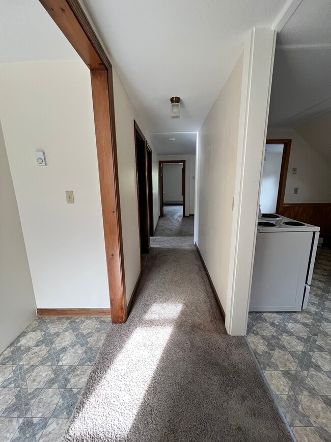 Photo - 38 Arnold Rd Unit Apartment3