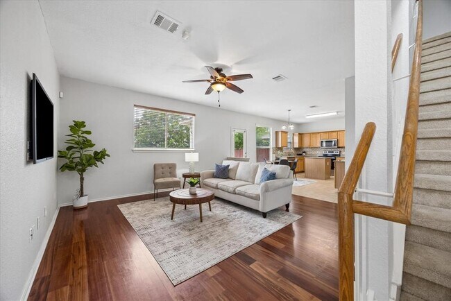 Photo - 13504 Richard Nixon St