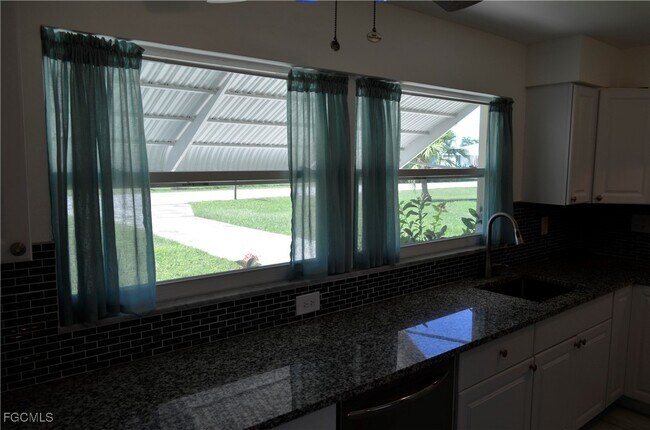 Photo - 451 Monterey Ave