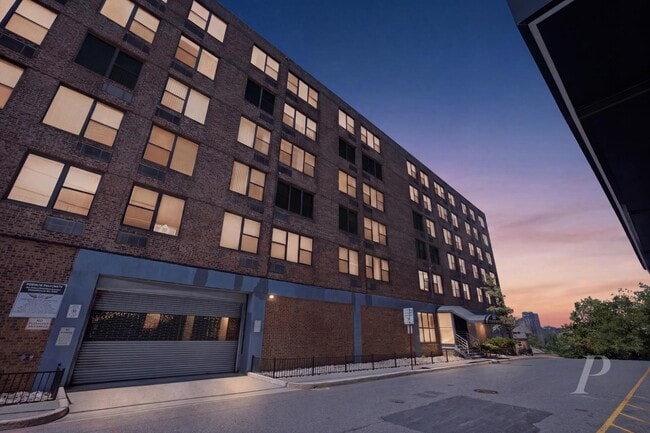 Building Photo - 9019 Wall St Unit 2A