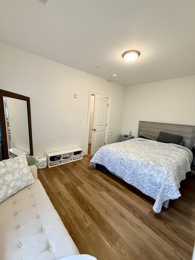Photo - 143 E Cottage St Unit 3
