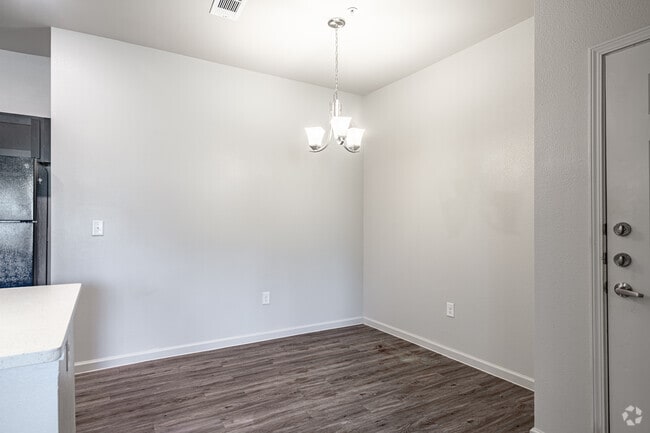 1BR, 1BA -