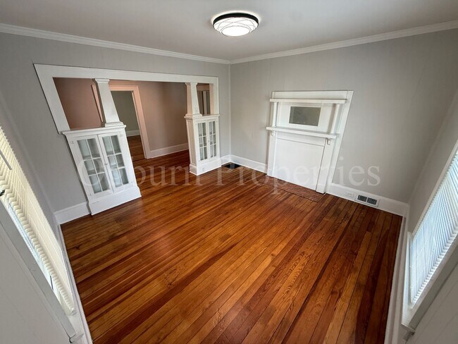 Photo - 1100 Franklin St SW