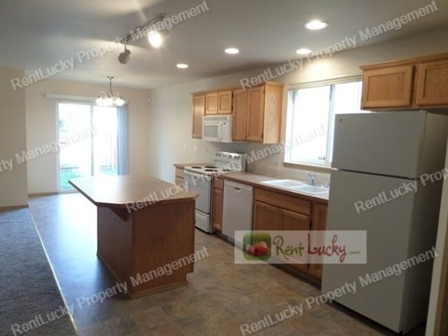 Photo - Parisi-Lakewood Duplex Unit #B