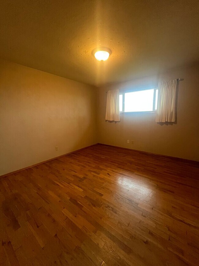 Photo - 3-Bedroom 2-Bathroom home in Coburg