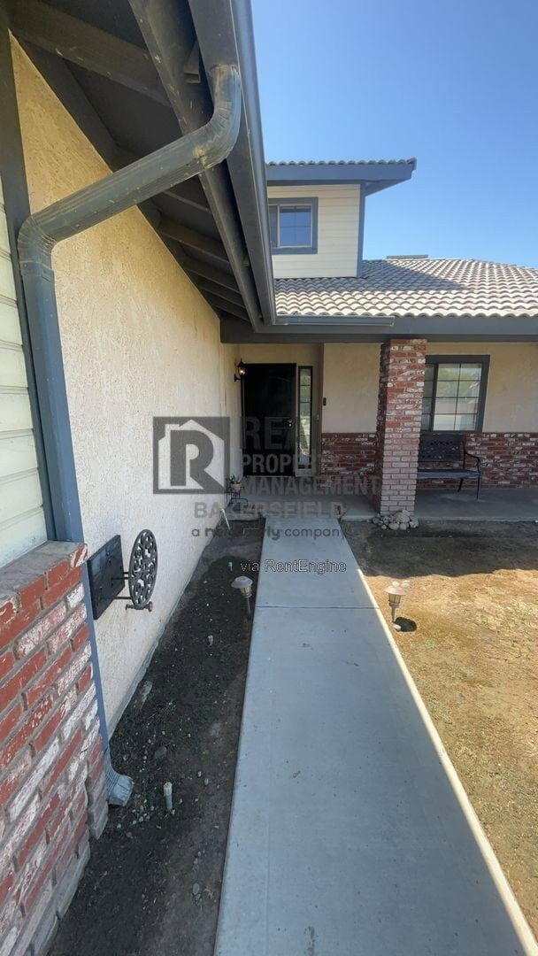 4213 Southern Breeze Dr