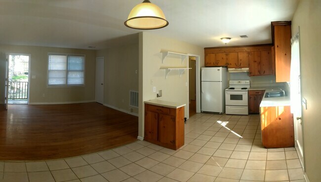 Photo - 1527 Brookbank Ave
