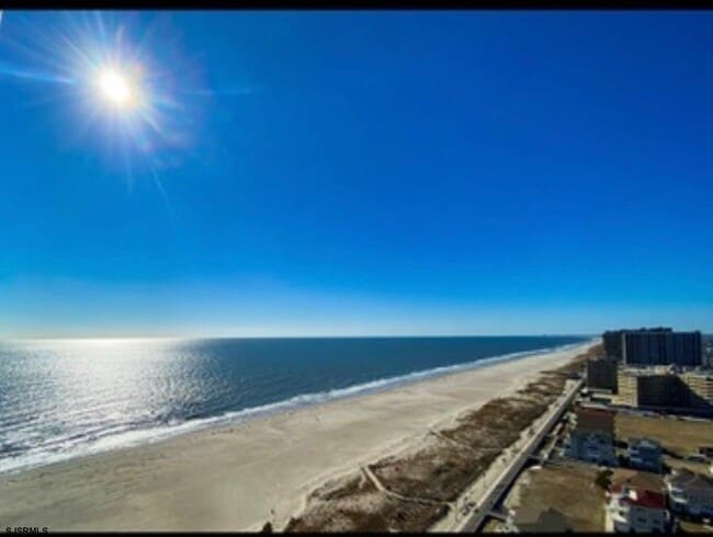 Building Photo - 3851 Boardwalk Unit 2510
