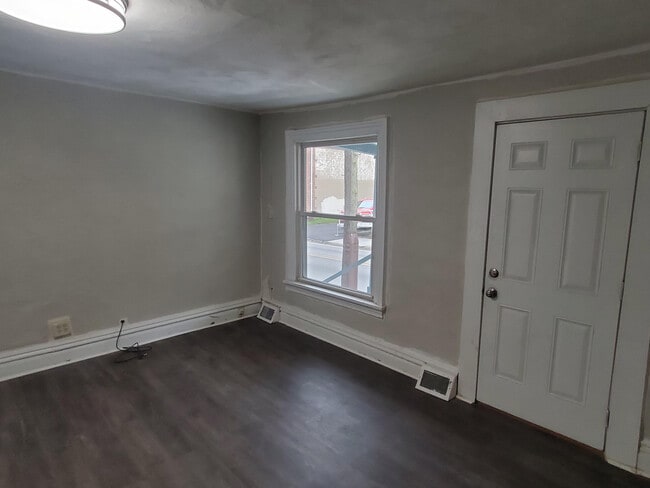Photo - 546 Larimer Ave