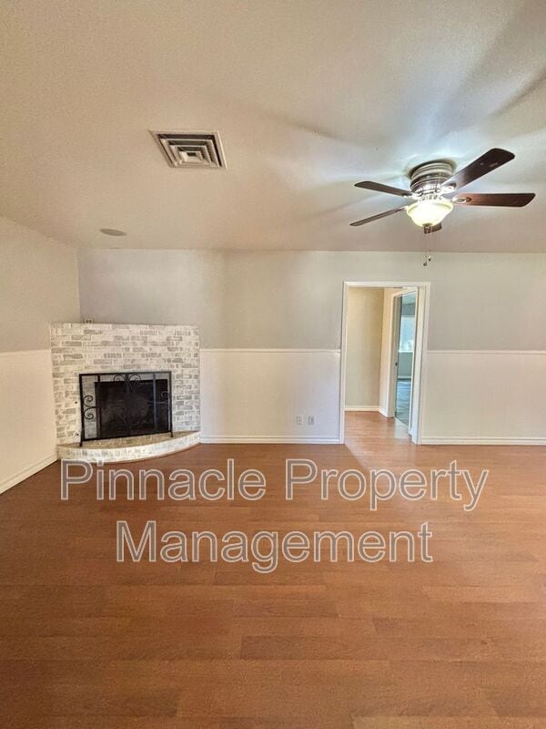 Photo - 2713 University Ave
