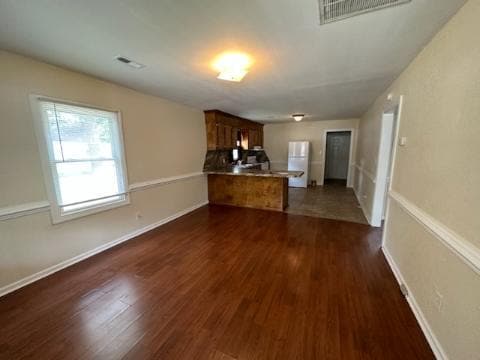 Photo - 311 Martin St