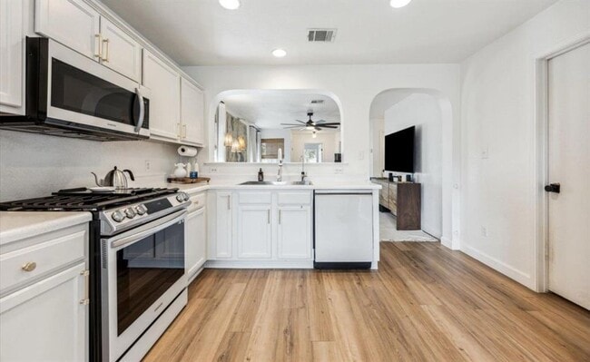 Photo - 3405 Barksdale Dr