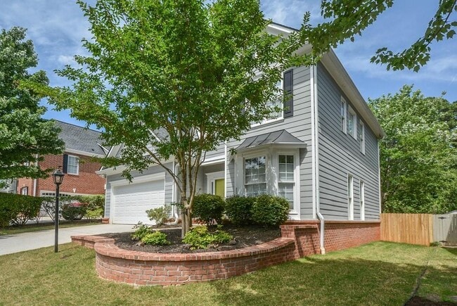 Building Photo - 212 Ivy Glen Cir