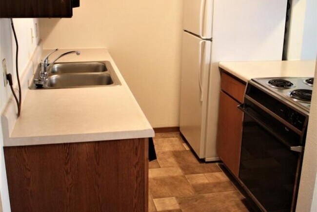 Shannon Plaza Apartments