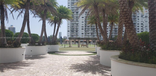 Photo - 2801 NE 183rd St Unit 1514W