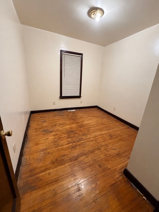 Photo - 2512 N 35th St Unit Lower