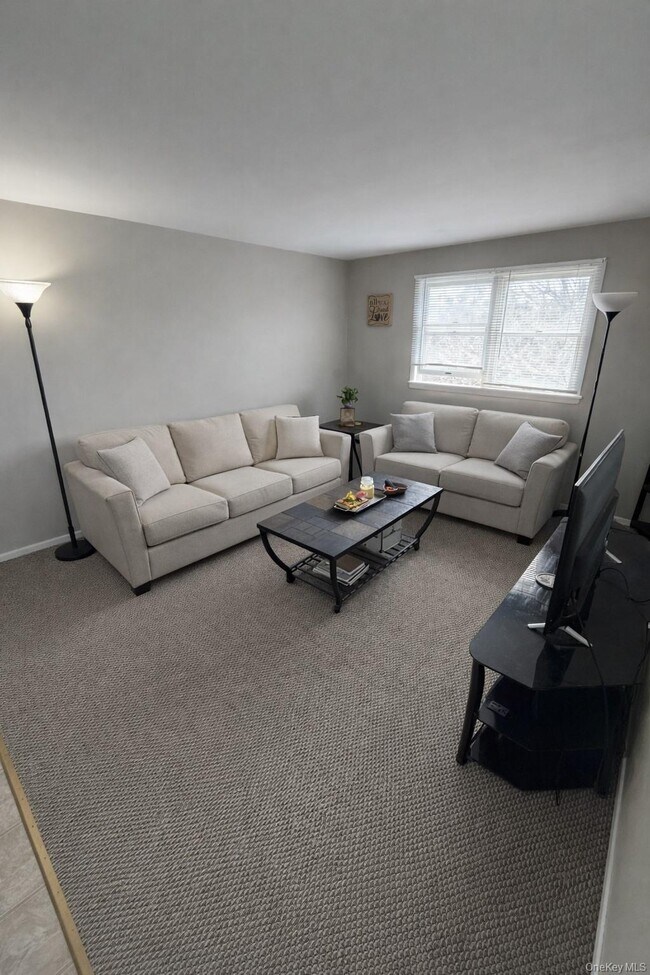 Photo - 308 Kansas St