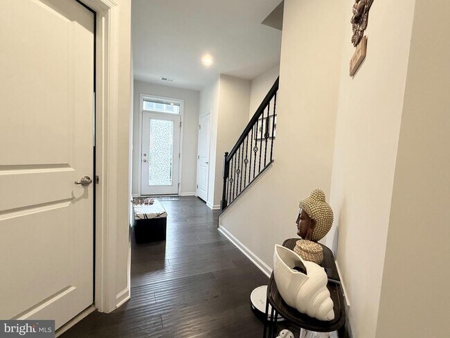 Photo - 22269 Sims Terrace