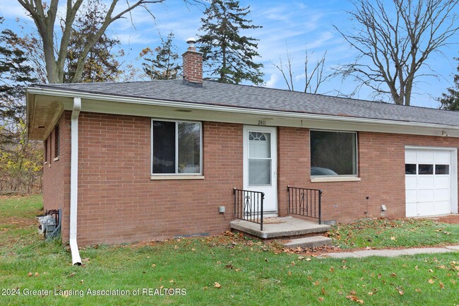 Front - 2411 Forest Rd Townhome