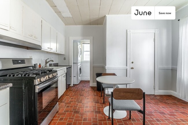 Photo - 45 Montcalm Ave