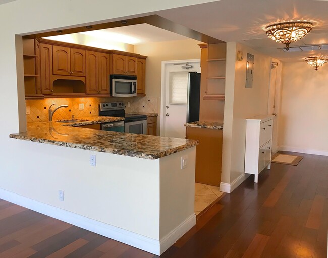 Building Photo - 3091 N Course Dr Unit 3 Rental