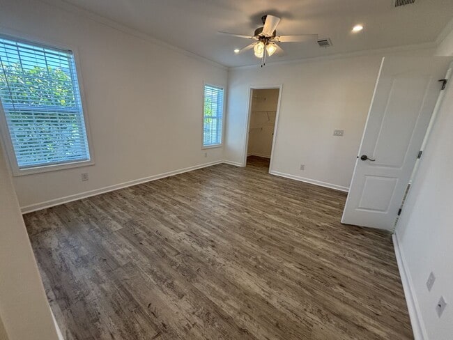 Photo - 909 Inagua W