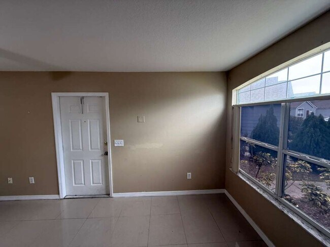 Photo - 709 Orchid Dr