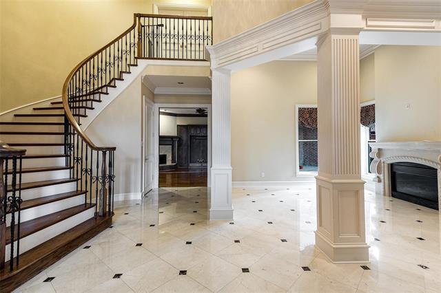 Photo - 5933 King William Dr