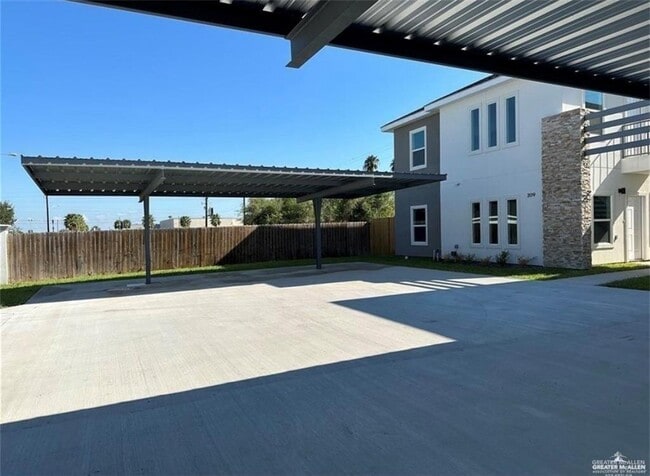 209 Rafael Dr Unit 4
