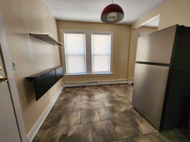 Photo - 371 Norton St Unit 1