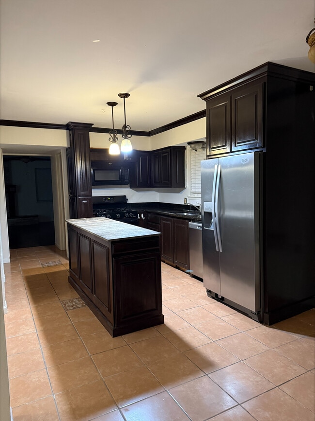 Photo - 1333 Carriage Dr