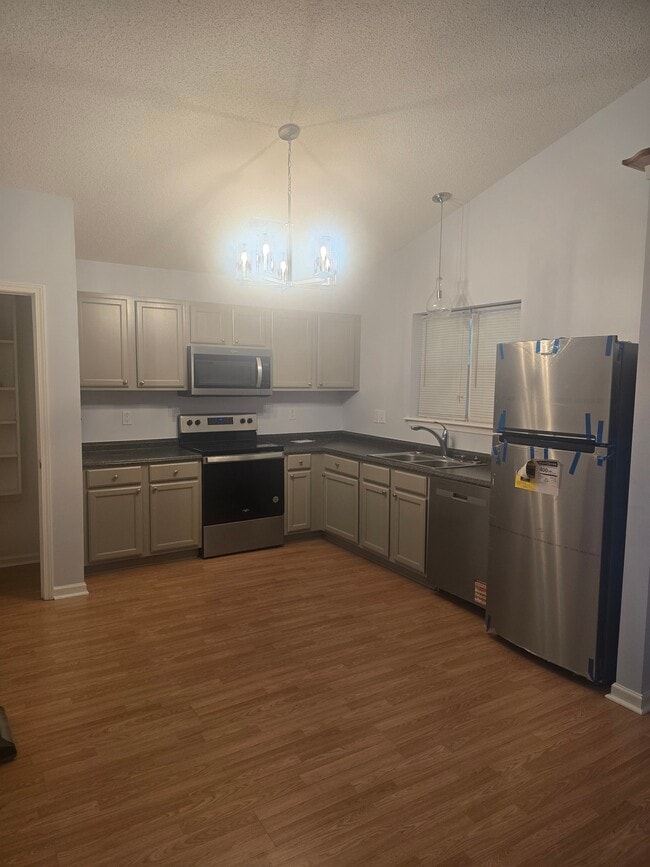 Photo - 2956 Bobo Rd