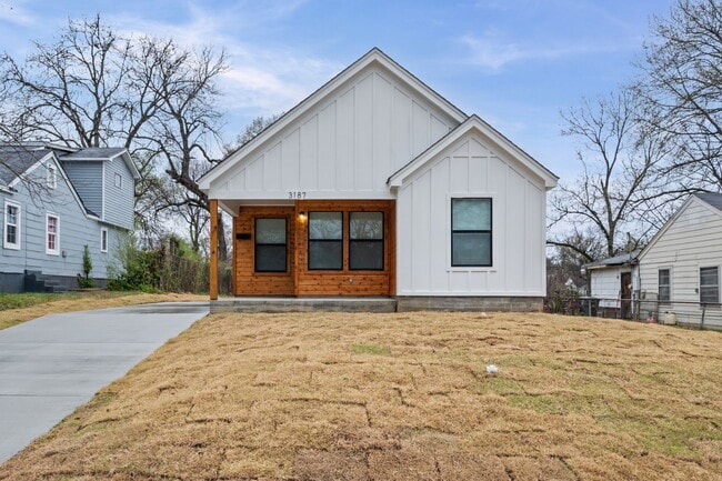 Building Photo - 3187 Millwood Rd