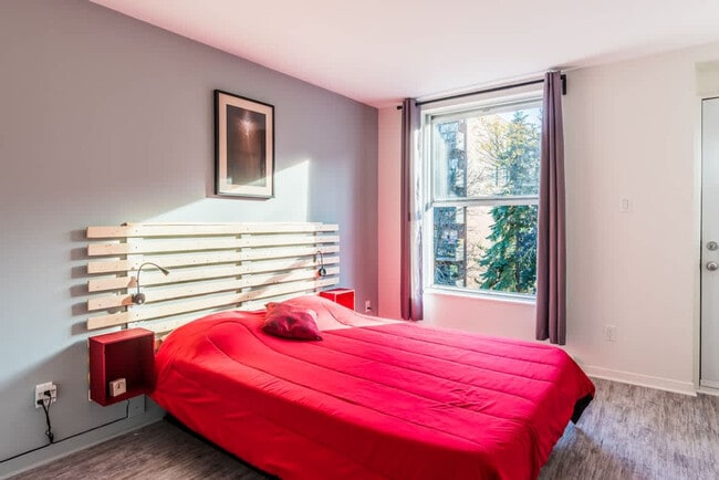 Photo - 2023 Rue Dézéry Unit SI FL3-ID1589098P