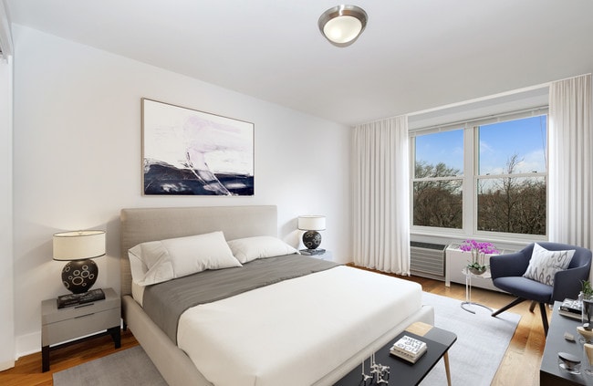 Photo - Pelham Park View