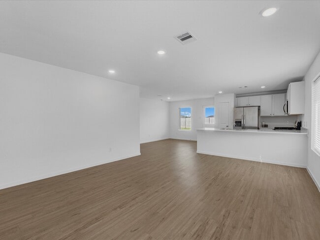 Photo - 2106 Hyde Acrs St