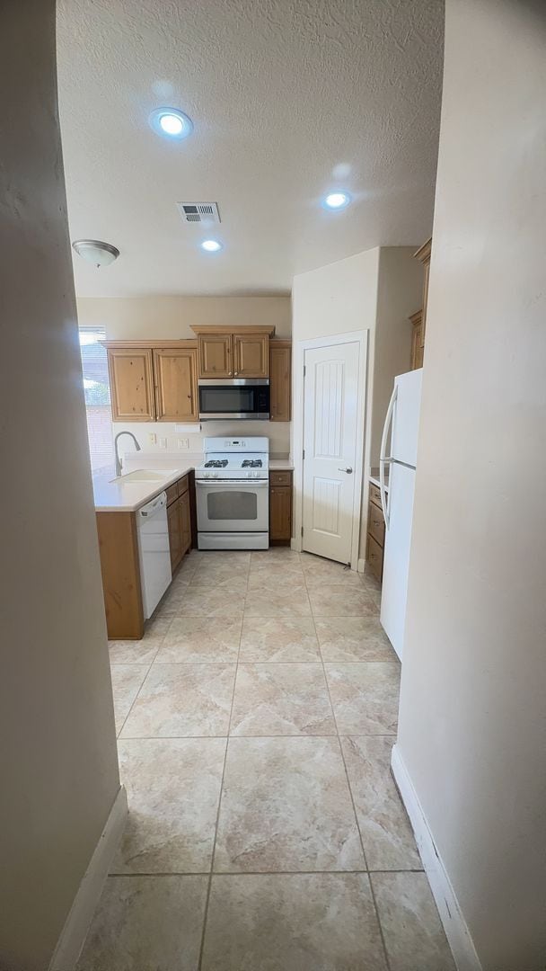 Photo - 1570 W Canyon Dr