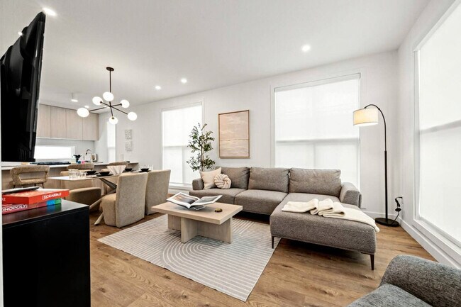 Photo - 13516-13115 115 Ave NW Unité SI FL1-ID1607003P