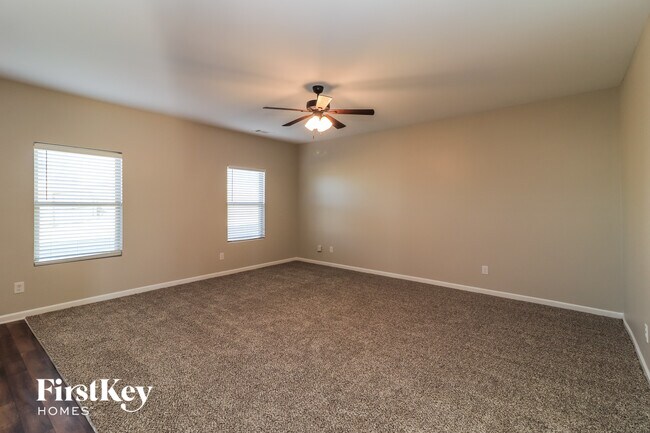 Photo - 19 Dohrman Wy