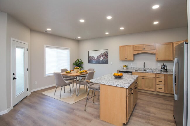 Photo - River Park Townhomes