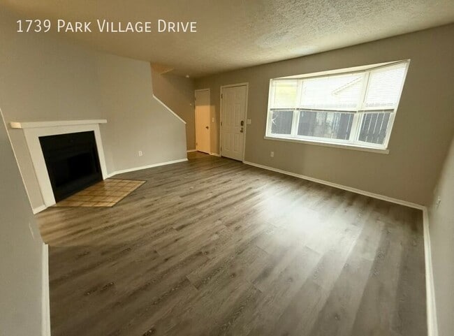 Photo - 1739 Park Village Dr