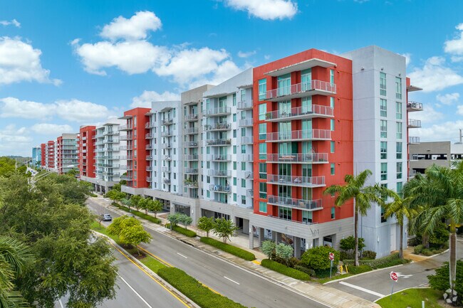 Photo - Midtown Doral