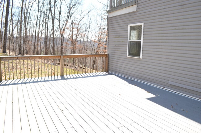 Building Photo - 10676 Dorr Rd Unit A Rental