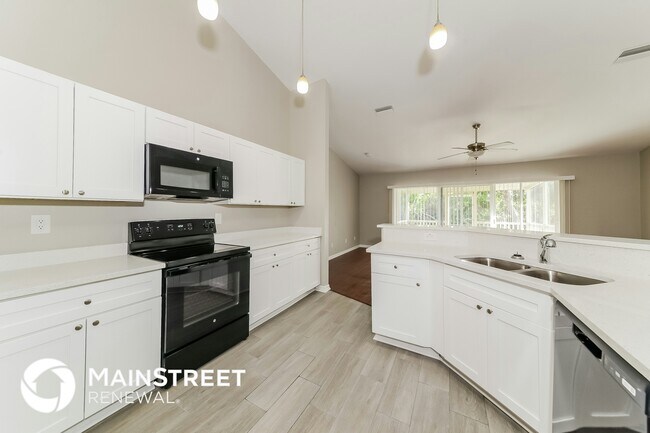 Photo - 1366 Fairoaks Dr