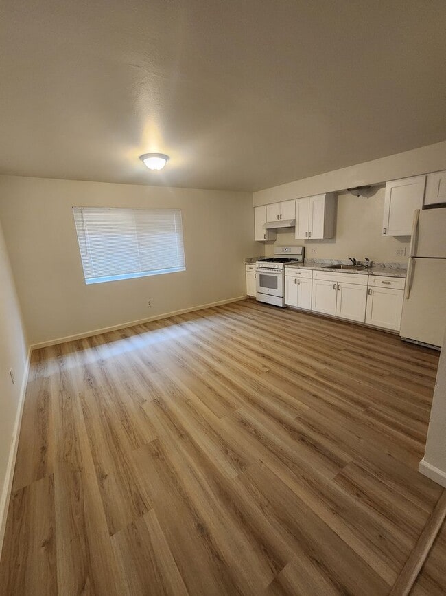 Photo - L77700 Apartment Unit 3