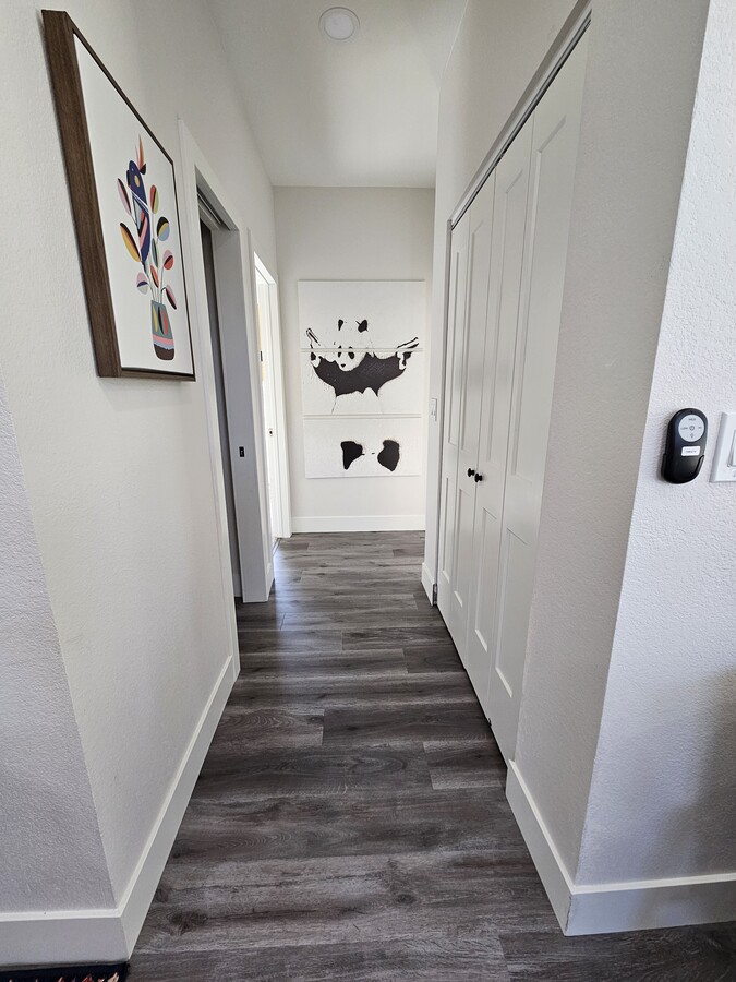 Photo - 8560 Strong Ave