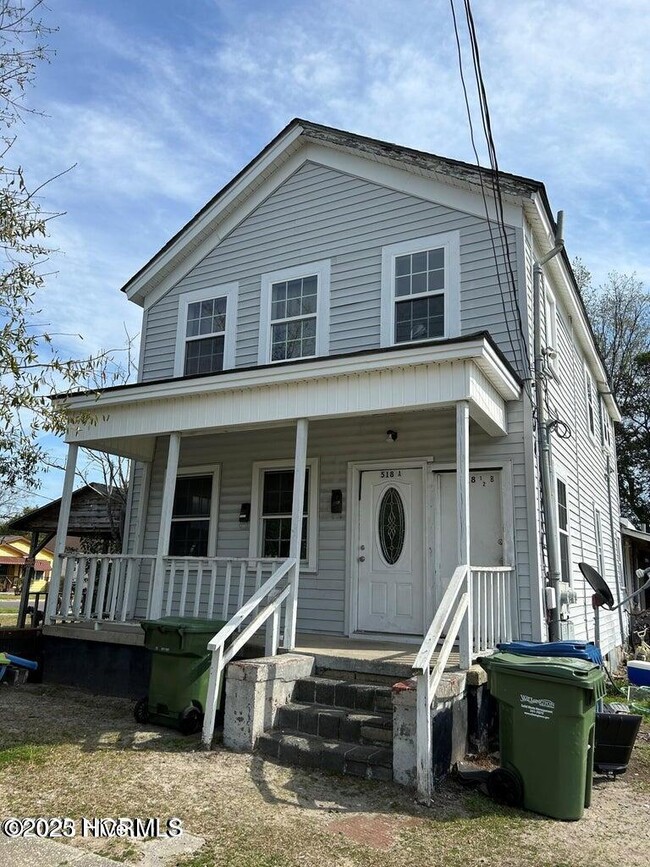 Building Photo - 518 McRae St Rental