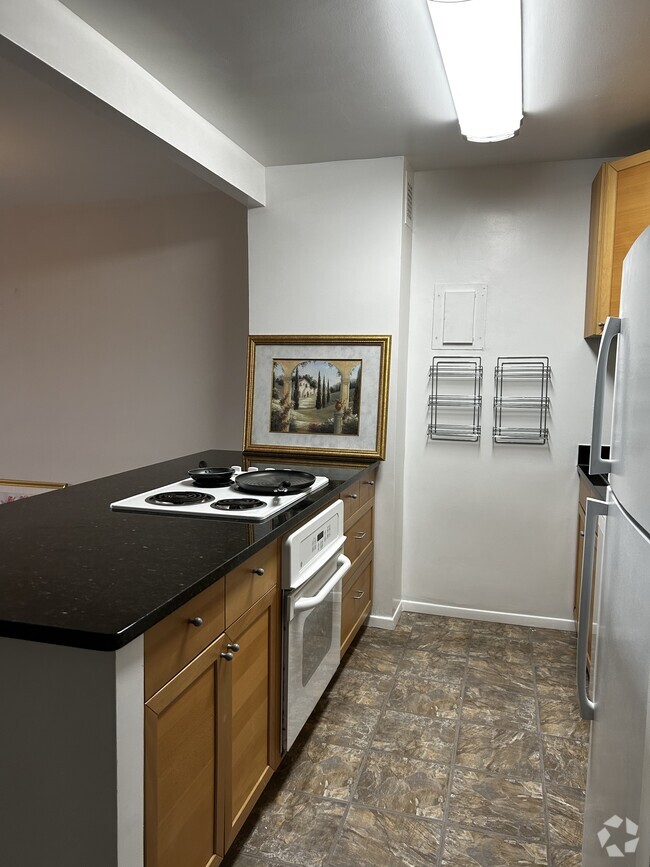 Building Photo - 1435 4th St SW Unit B514 Rental