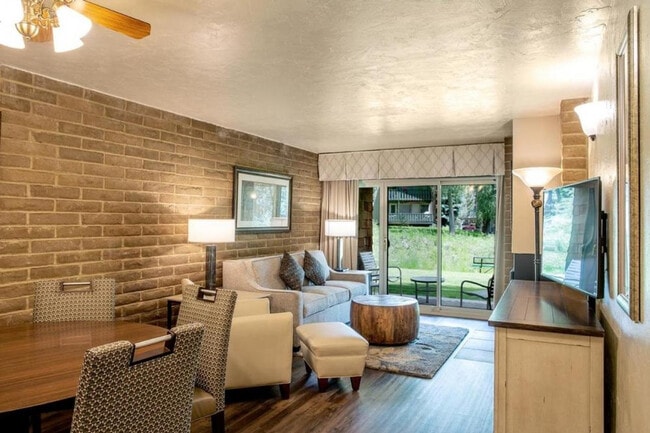 1020/1-1021 Vail View Dr Unit SI ID1268266P